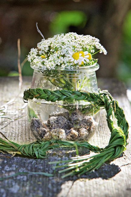 Mariage champêtre : 10 idées DIY déco avec des fleurs des champs