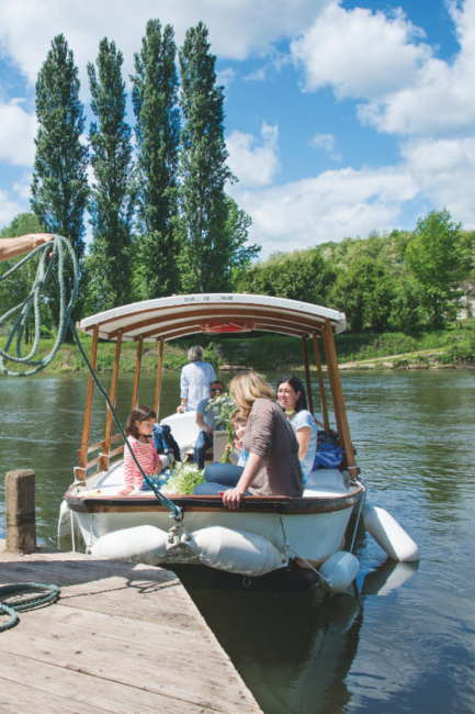 Vacances en France : découvrir le lot en gabarot