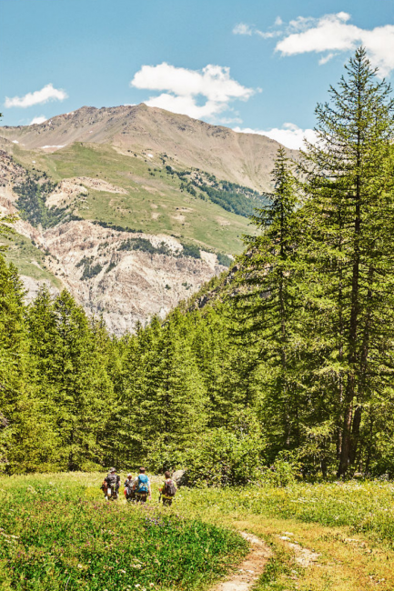 itinéraire de randonnée dans les Hautes-Alpes pour des vacances en France